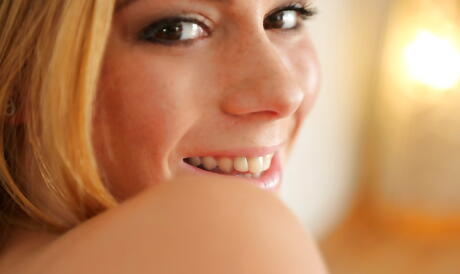 Svelte czech teen Chrissy Fox exposes her butt in hot panties and masturbating 